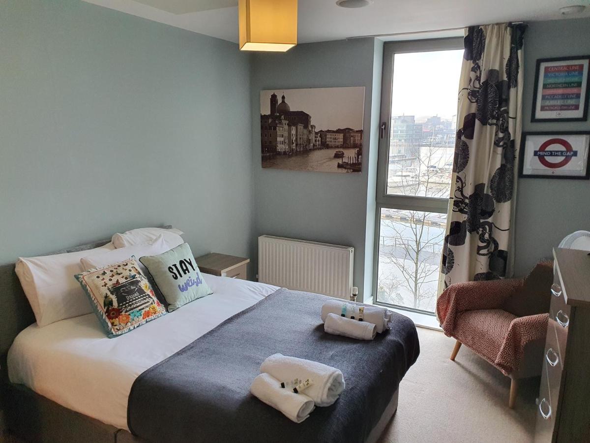 Luxury Marina Views At Titanic Quarter Apartment *