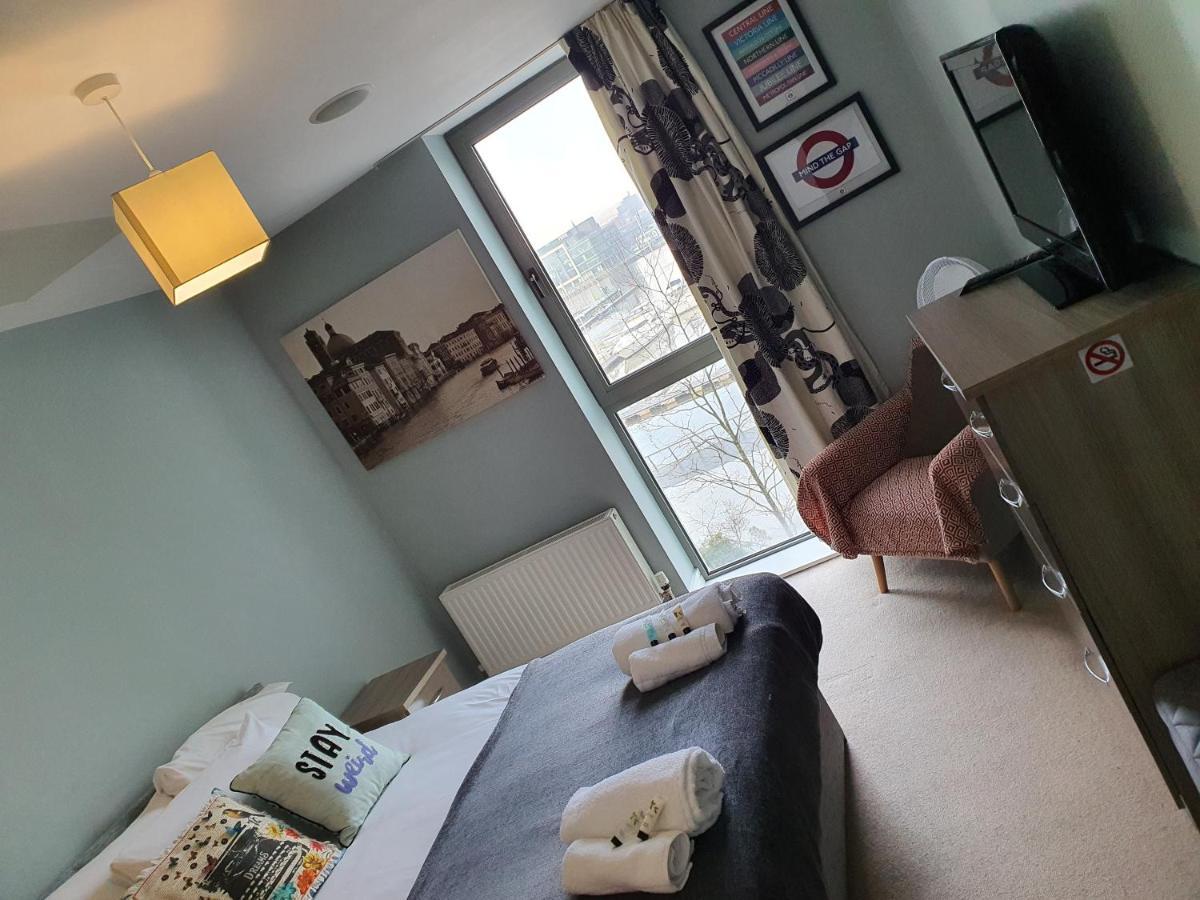 Luxury Marina Views At Titanic Quarter * Belfast