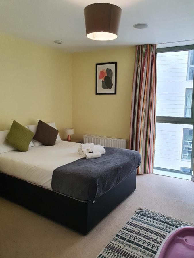 Luxury Marina Views At Titanic Quarter Belfast