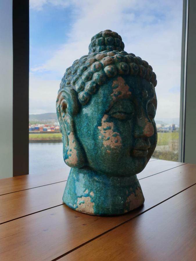 Luxury Marina Views At Titanic Quarter * Belfast